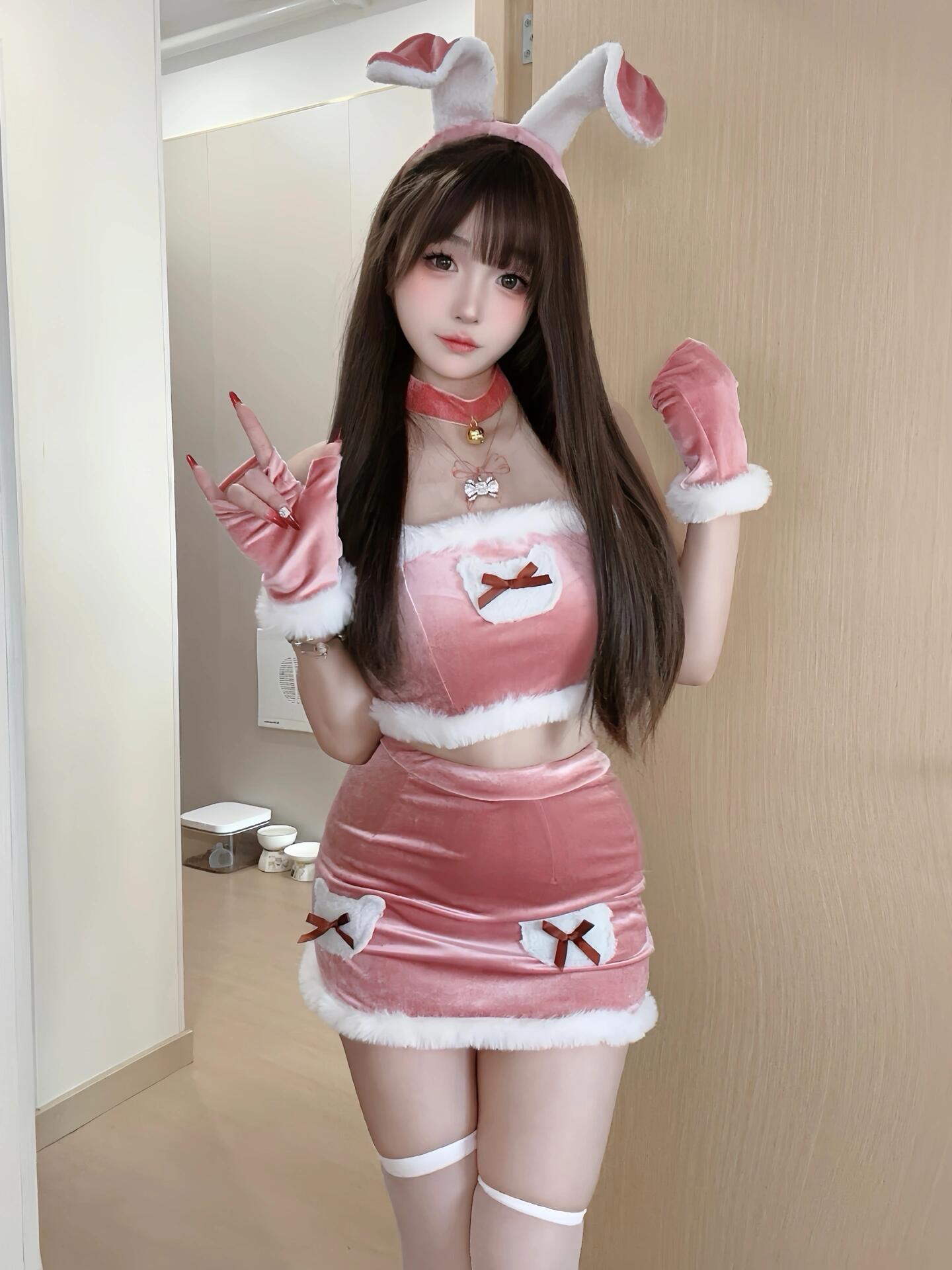 清纯美女写真图片，自然光下人像摄影