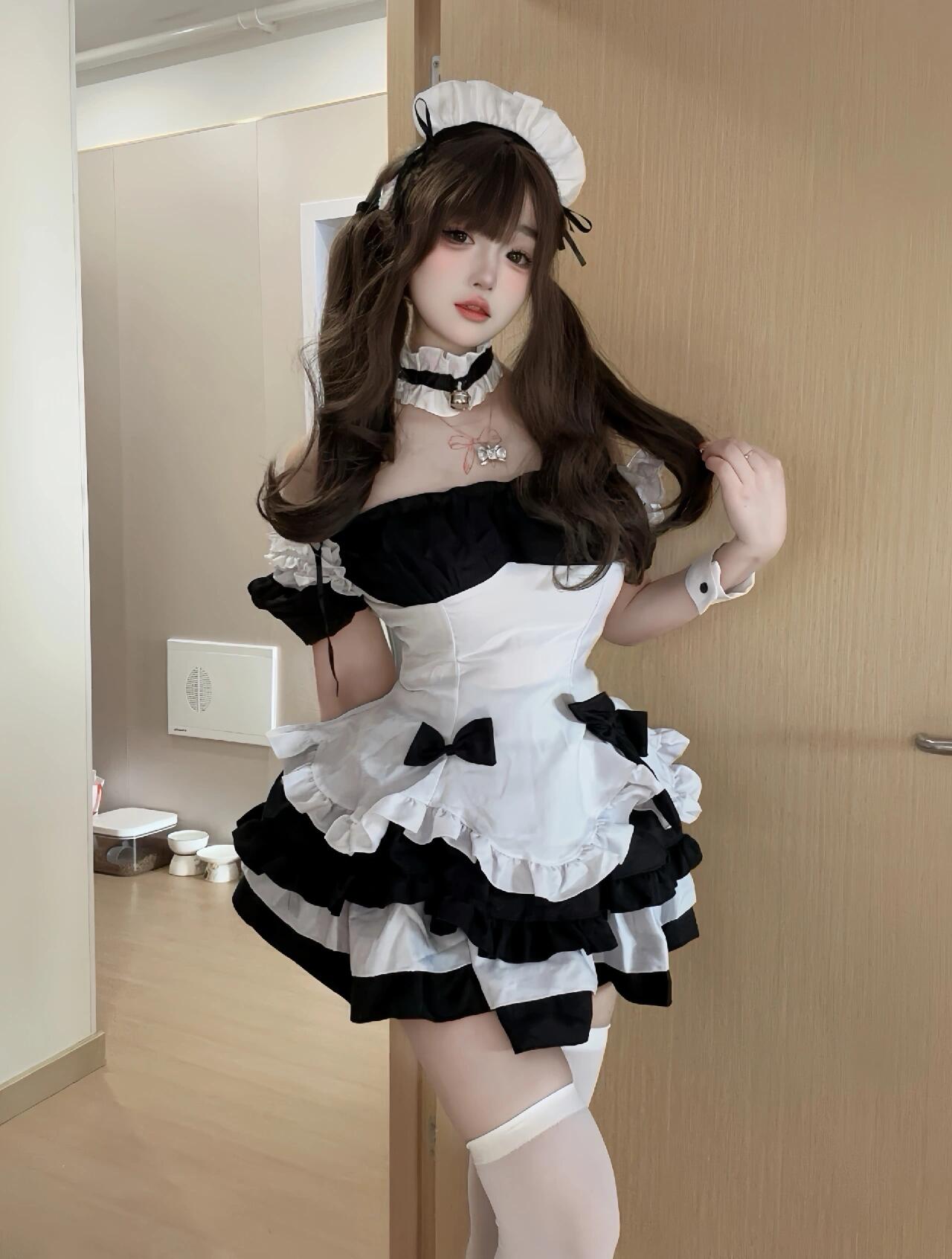 清纯美女写真图，甜美气质自然笑容