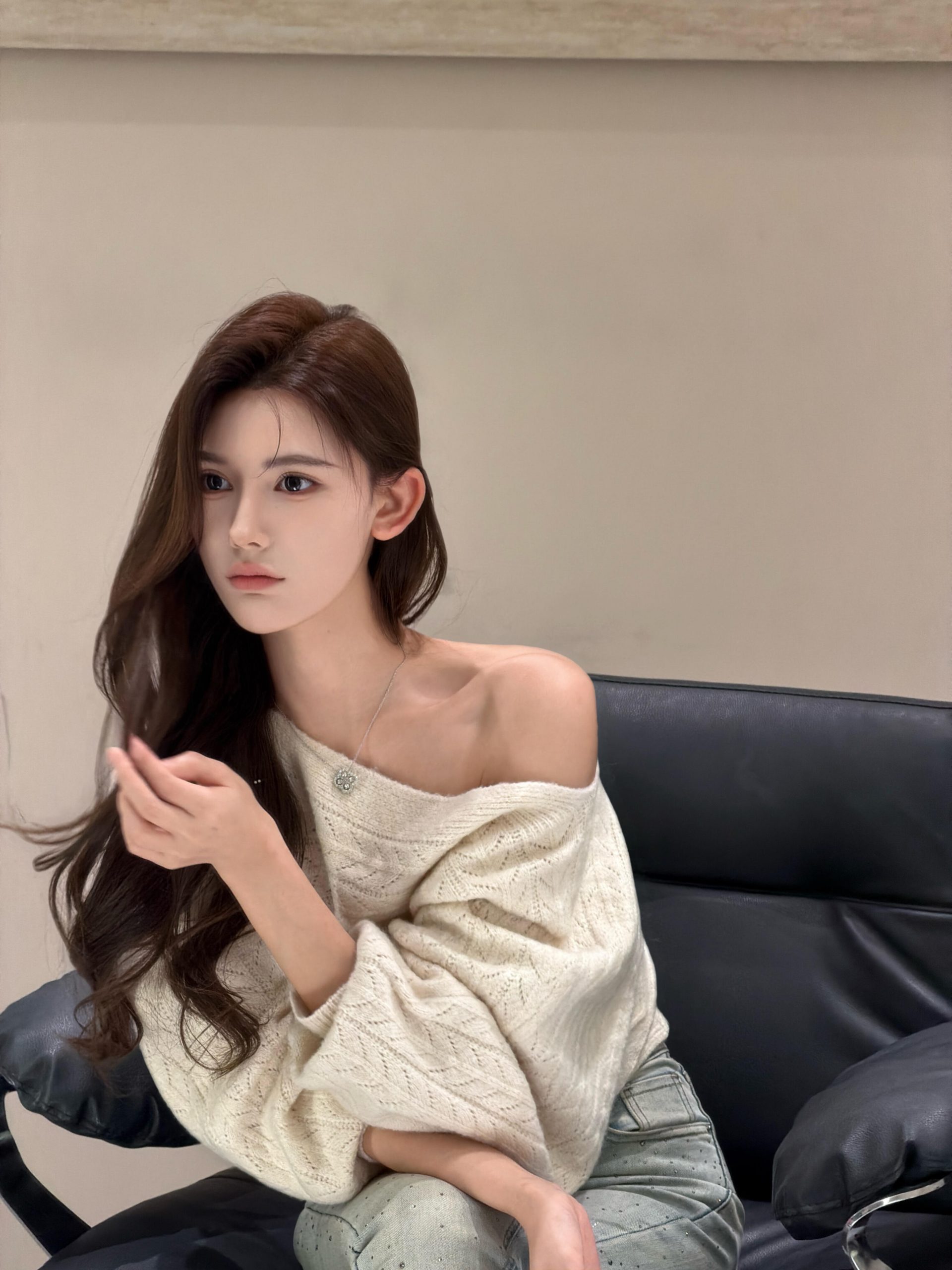 清纯美女写真图片，自然光下人像摄影