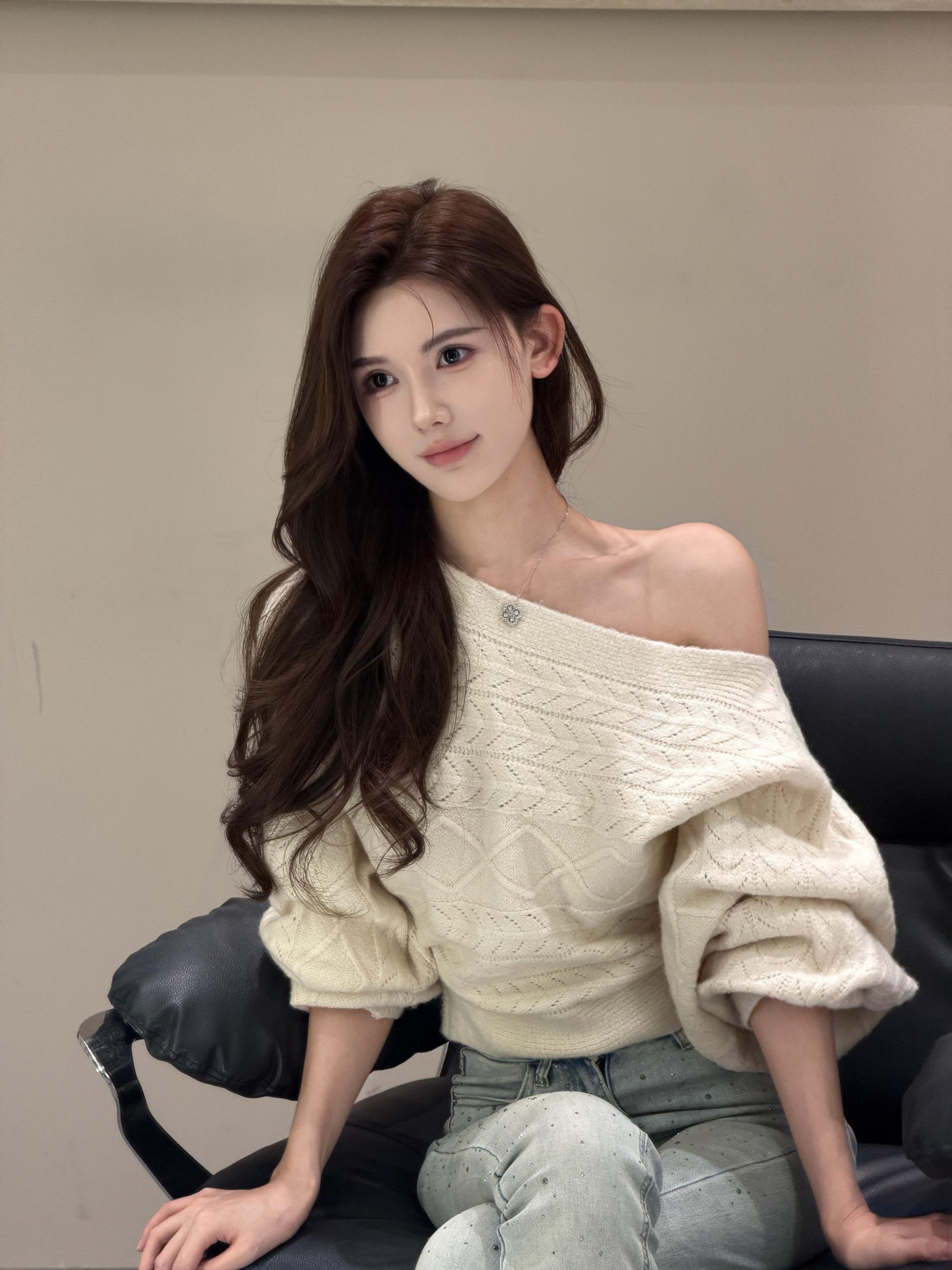 清纯美女户外写真，阳光明媚唯美图