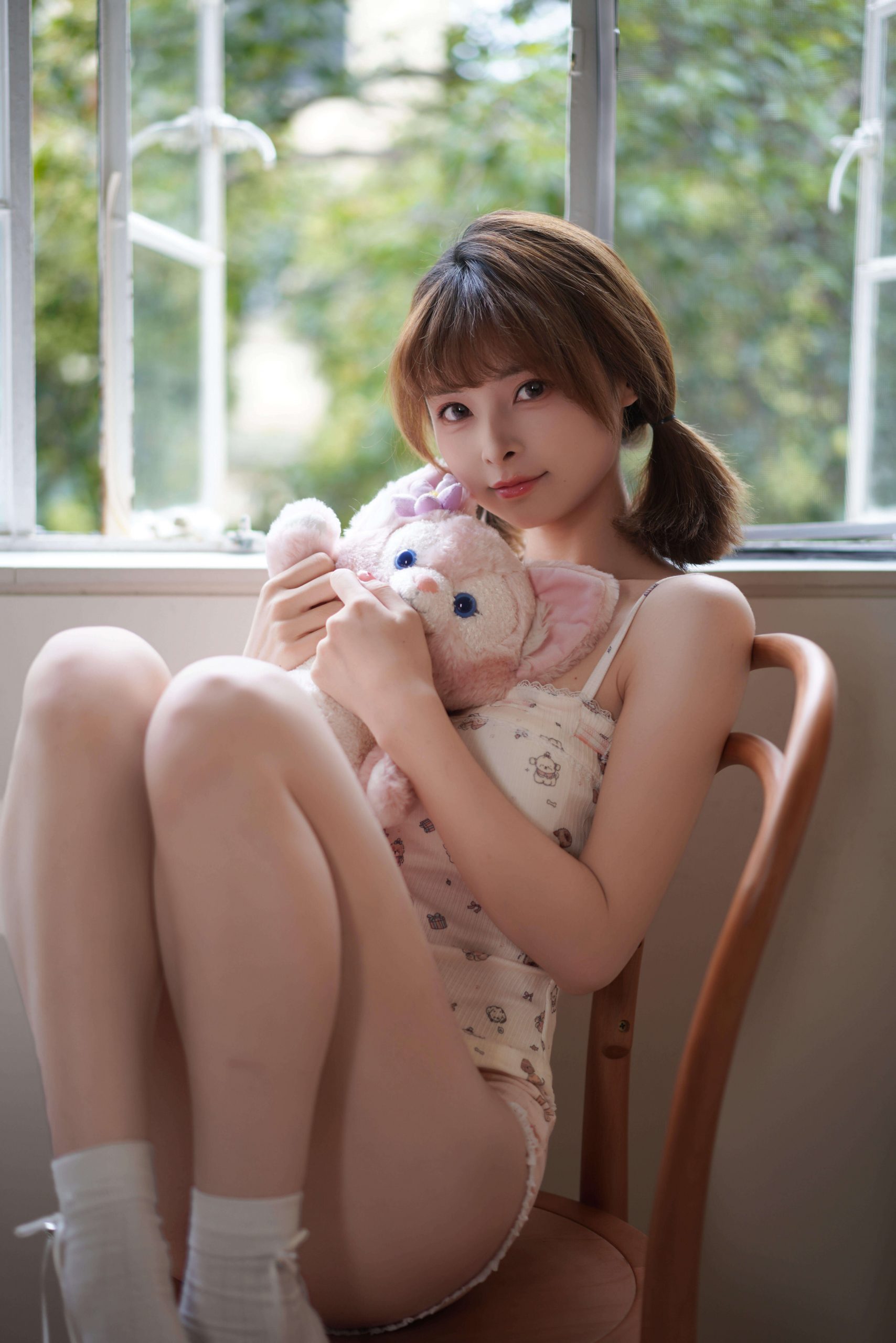 清纯美女写真图片，自然光下人像摄影