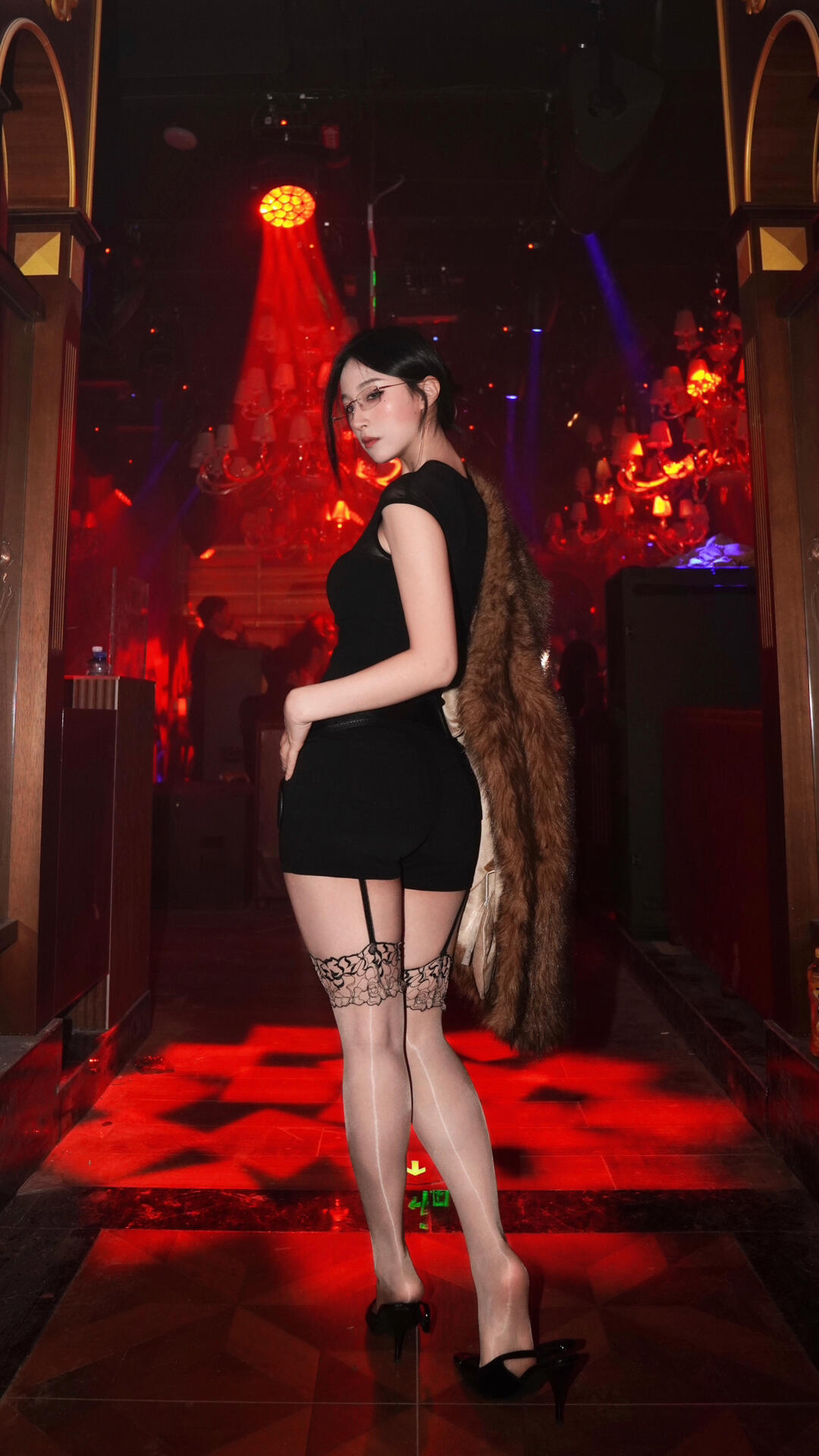 性感美女私房照，柔光下的艺术人像