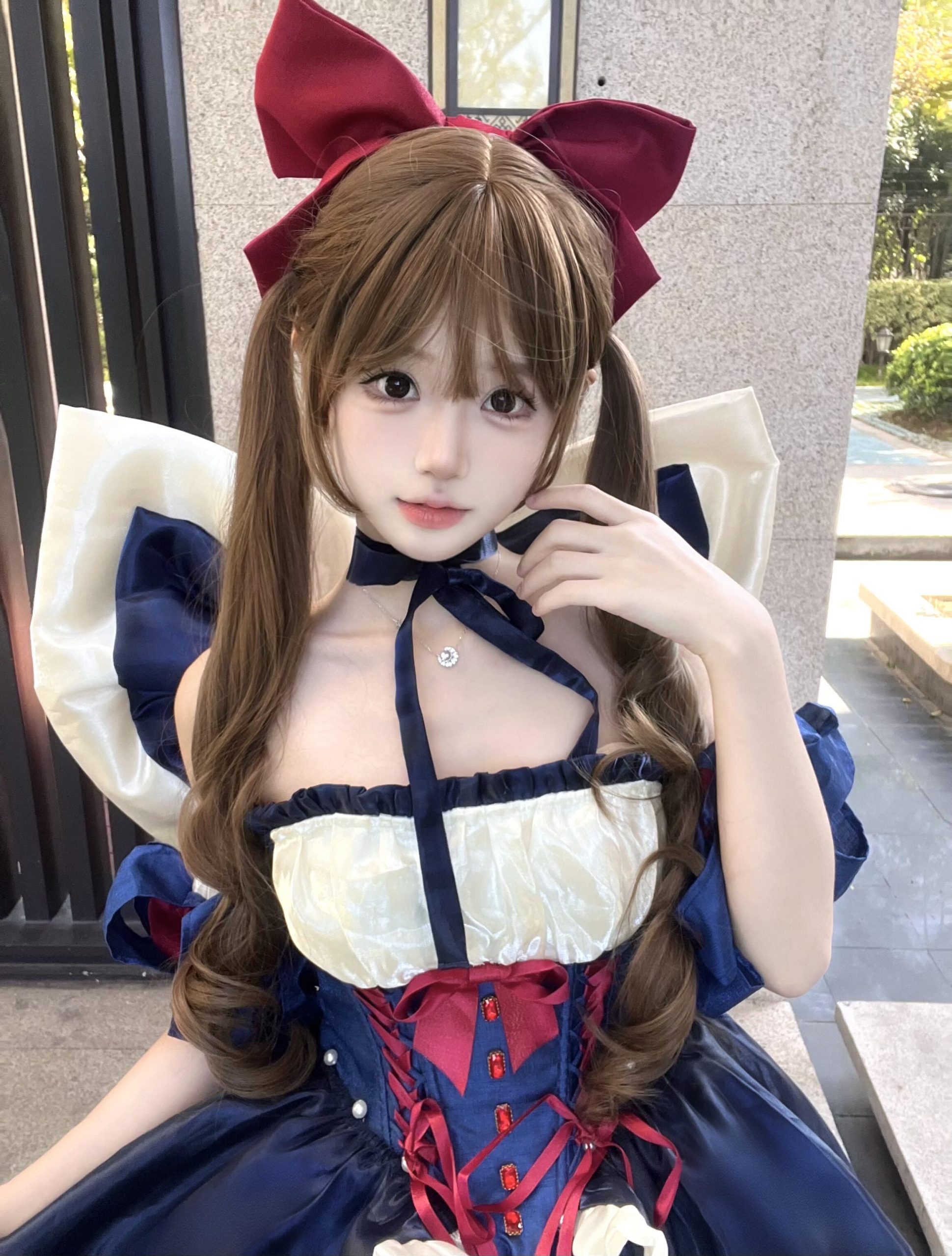 清纯美女高清图，笑容甜美人像写真