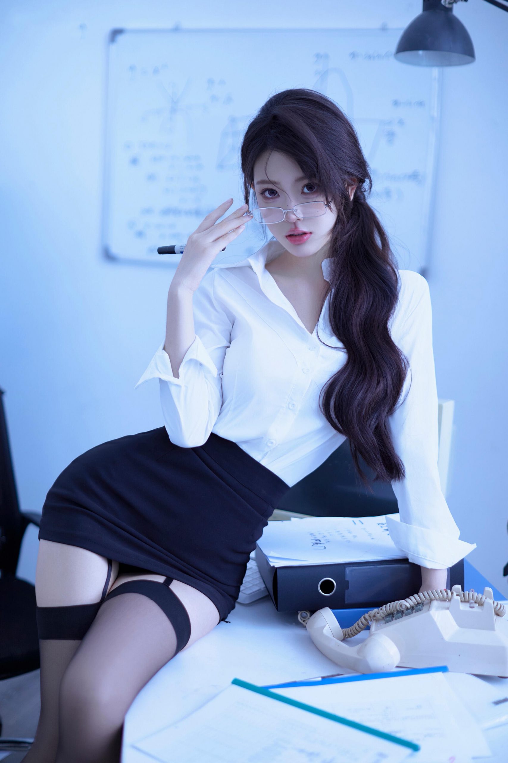 美女写真摄影照，艺术感人像拍摄