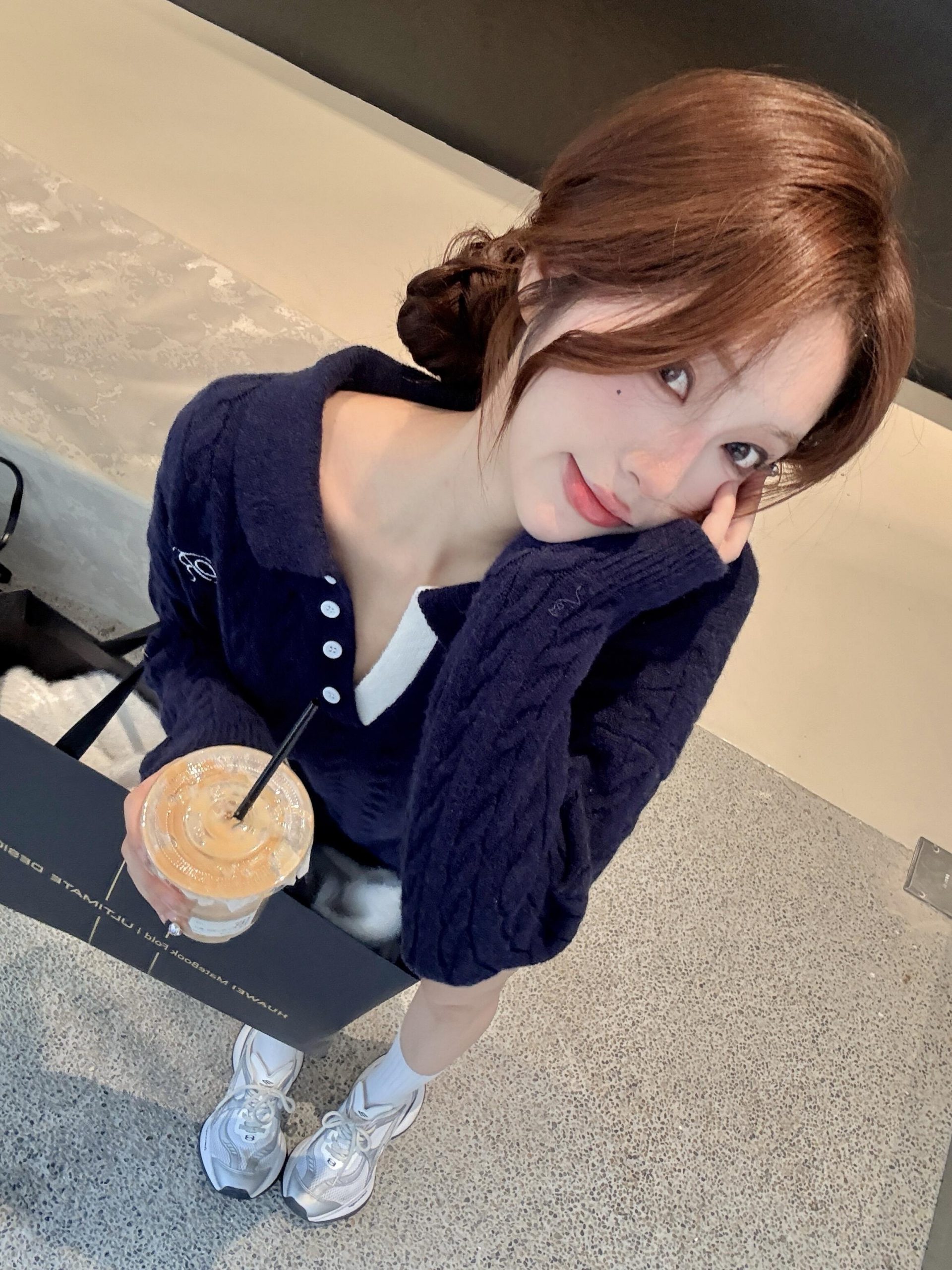 清纯美女写真照，温柔气质人像图