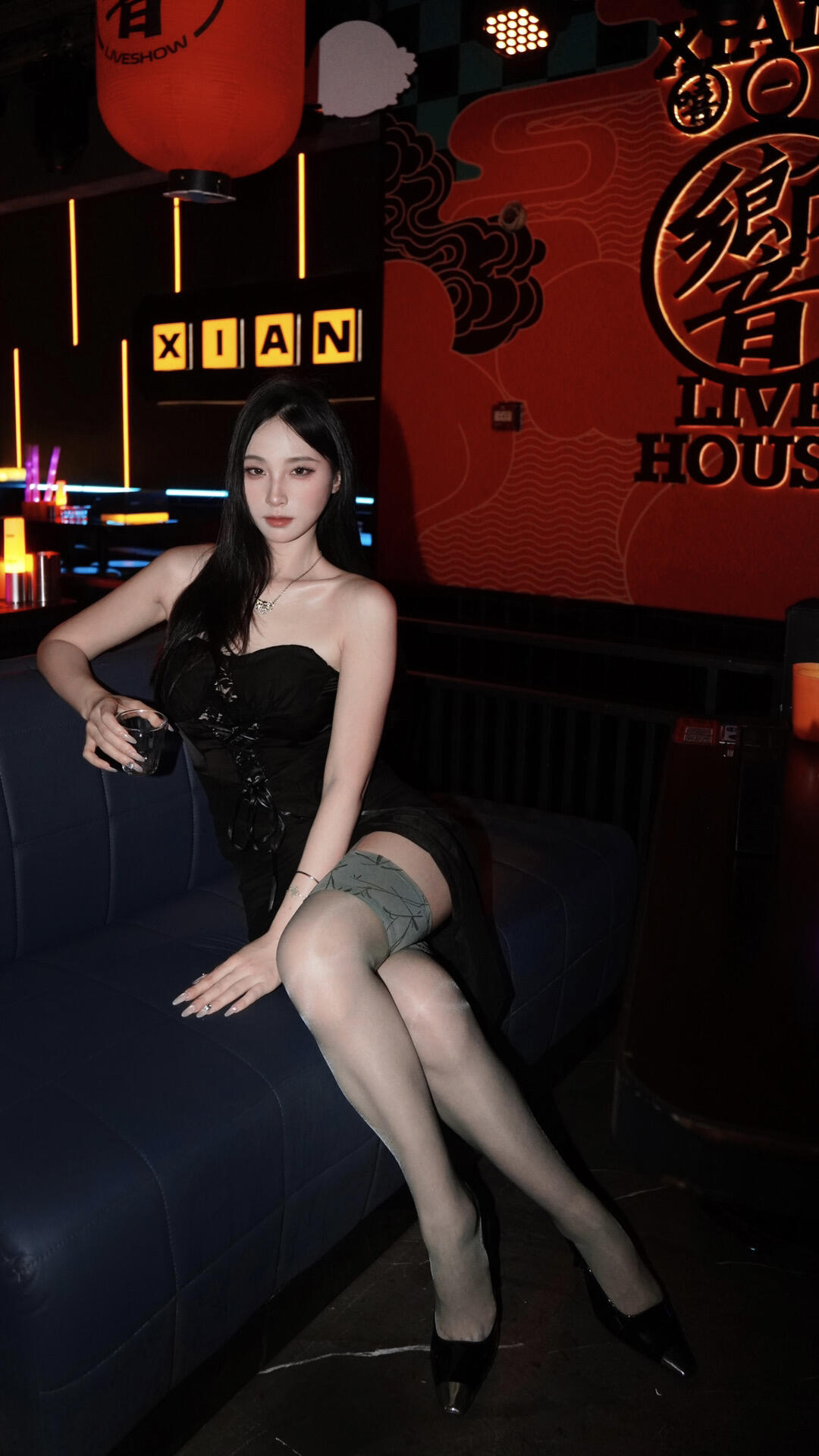  性感美女写真摄影，精致妆容唯美造型