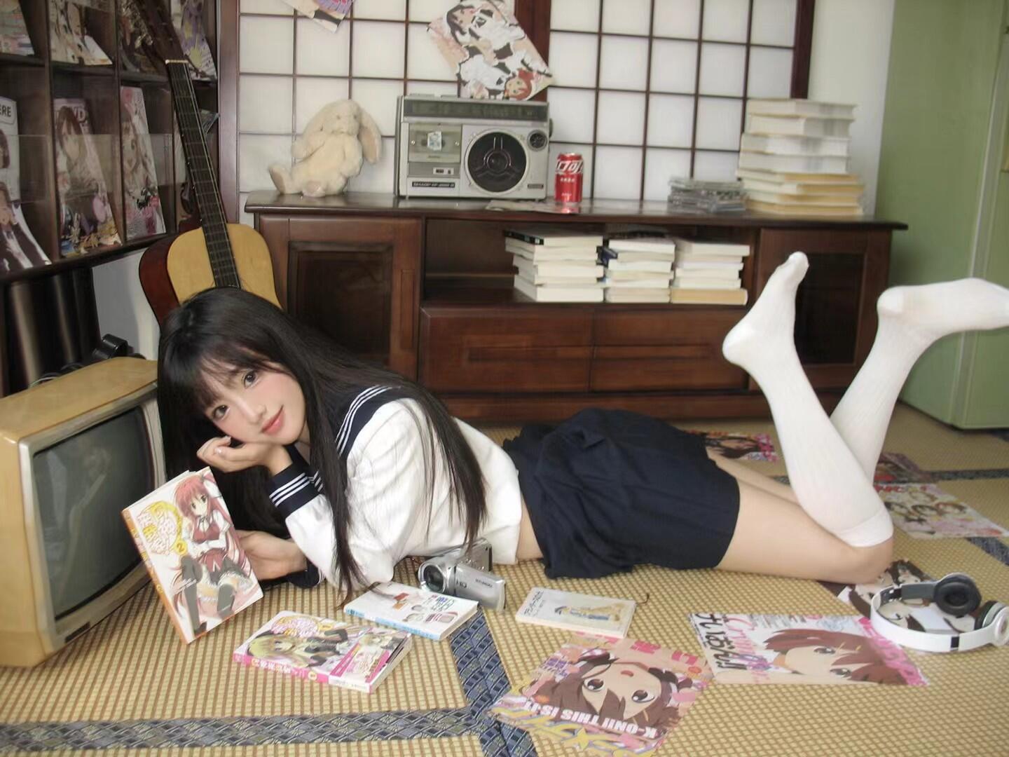 清纯美女唯美写真，校园风人像摄影